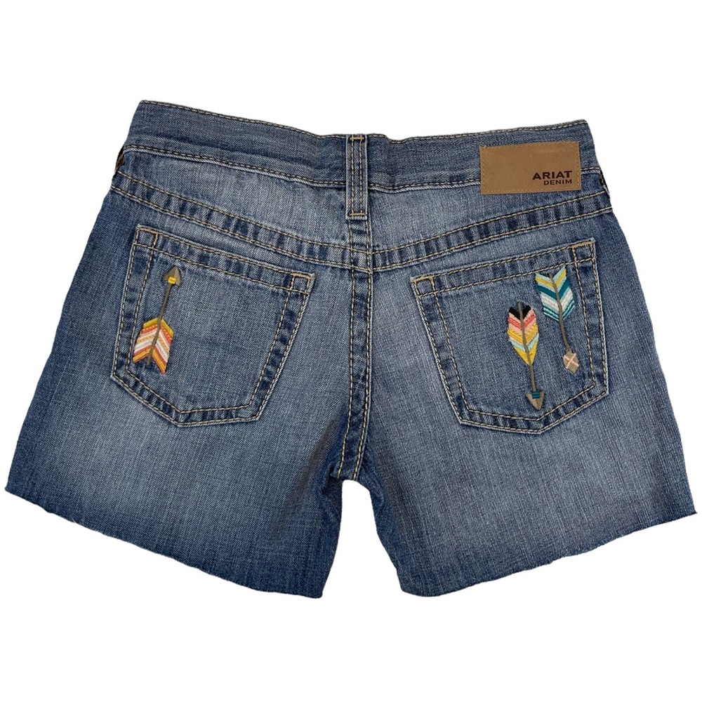 Ariat Denim frayed hem embroidered arrows 🔮✨⭐️Host Pick⭐️✨🔮